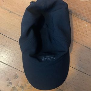 Woman’s Lululemon baseball hat